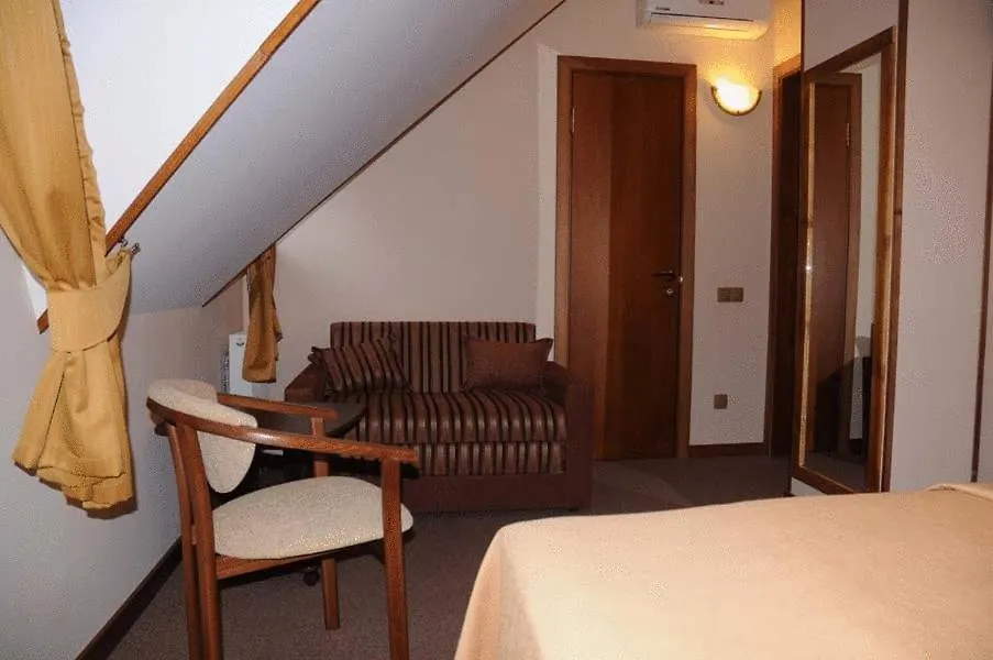 Kolyba House Hotel Kyiv